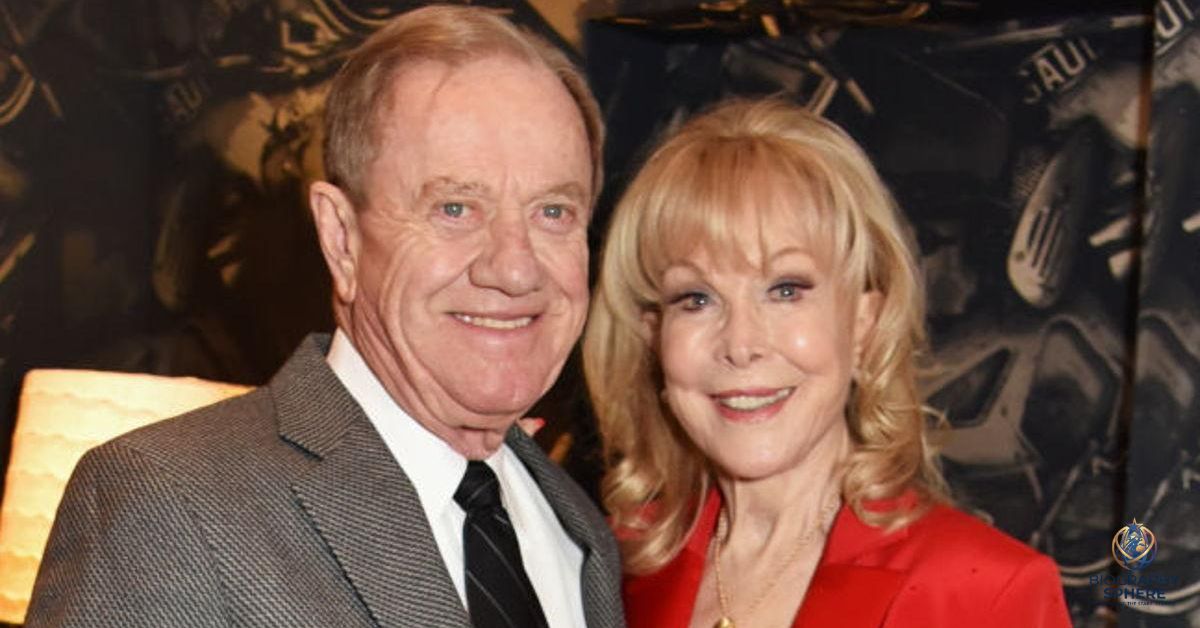Jon Eicholtz (Barbara Eden)